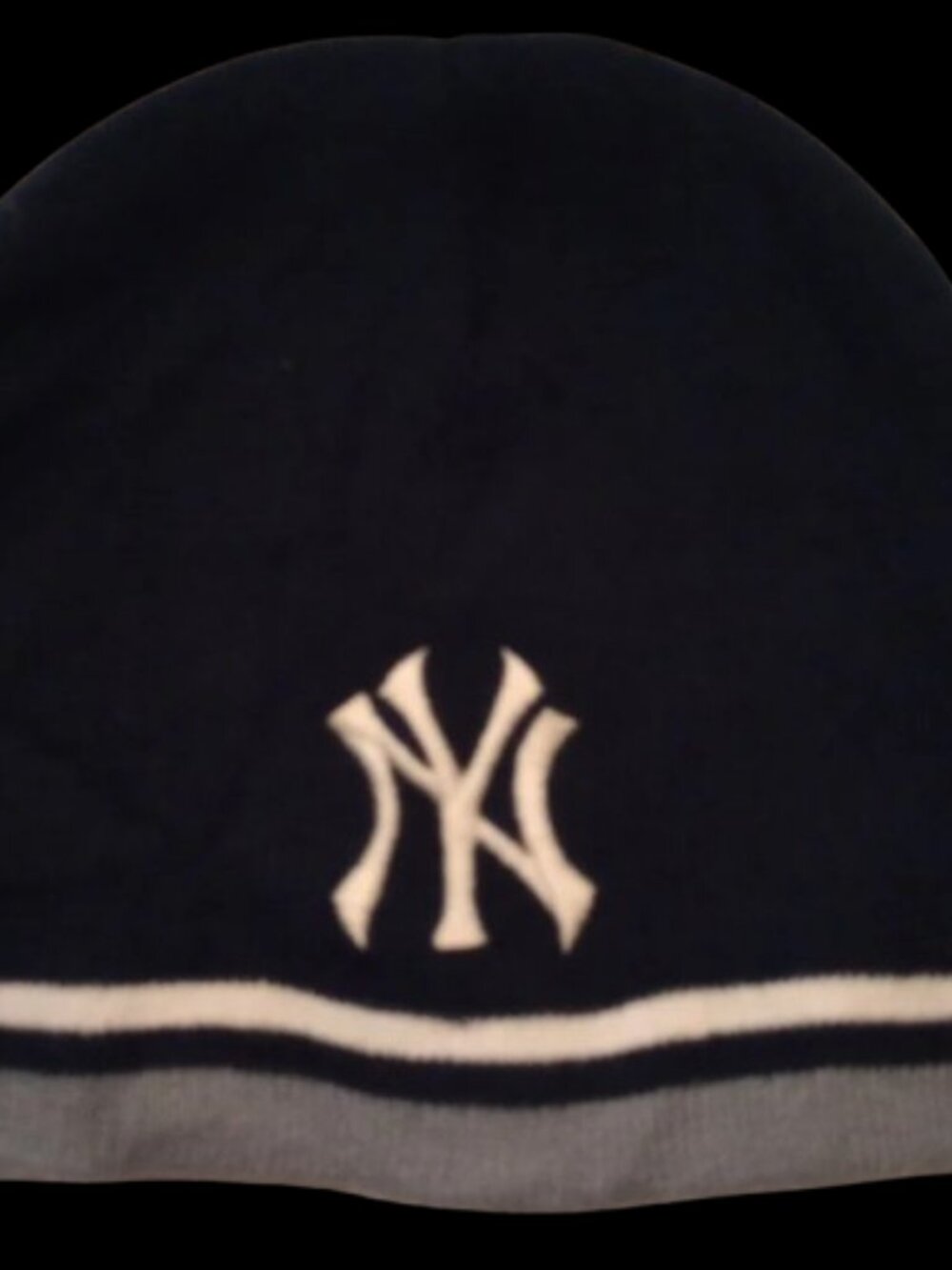 NY Yankee beanie youth one size fits all